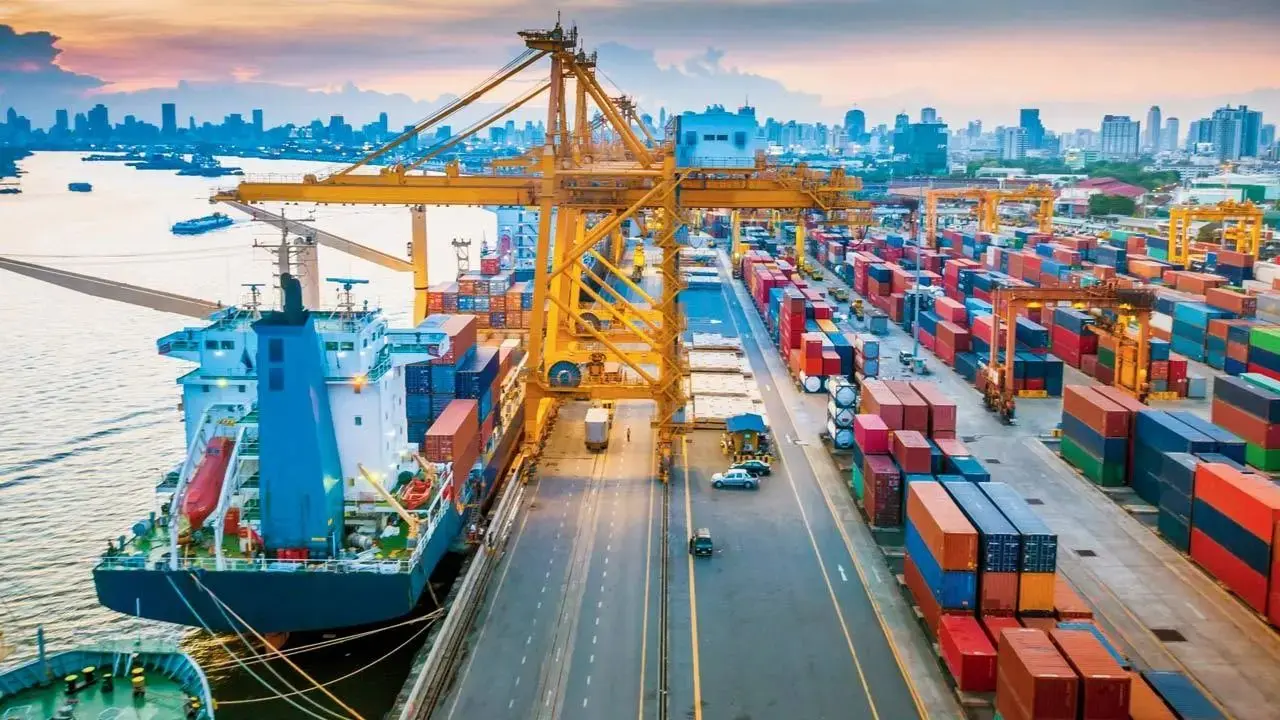 Reliance halts Russian oil intake at export refinery in line with EU sanctions